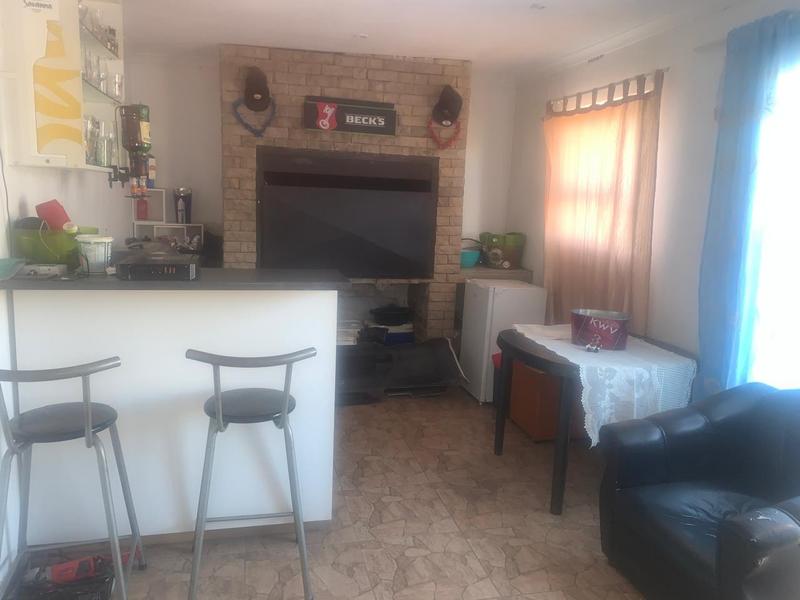 2 Bedroom Property for Sale in Bernadino Heights Western Cape